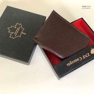 Mens trifold wallet